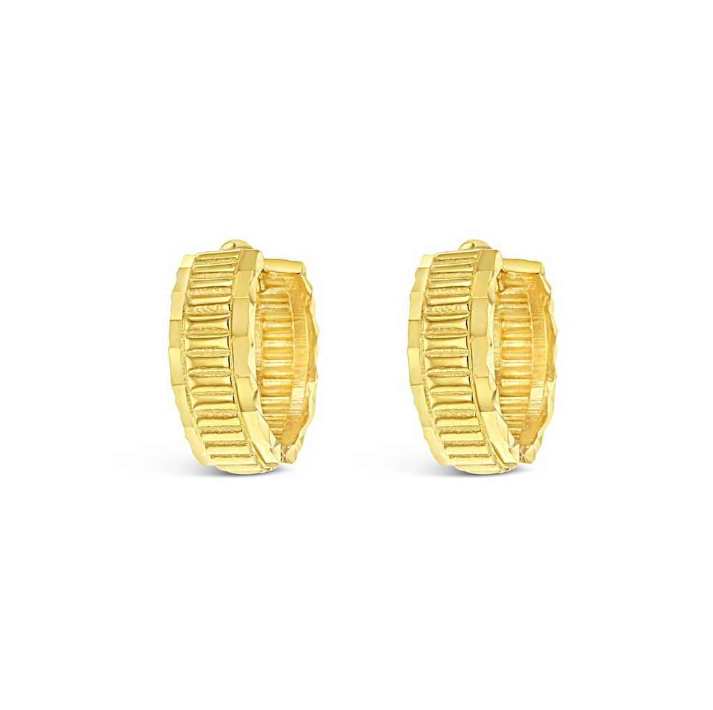 ## 9Y FANCY DIAMOND CUT HUGGIE RIDGES